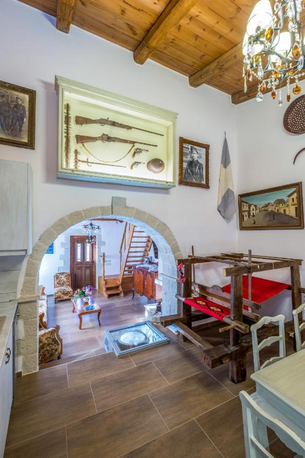 Villa George Kambánion Zewnętrze zdjęcie
